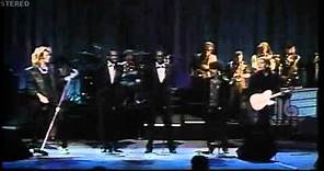 Everytime You Go Away - Hall & Oates, David Ruffin, Eddie Kendrick Live at The Apollo.wmv