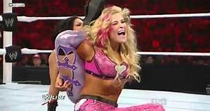WWE - Melina vs Natalya (Divas Championship Match)