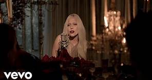 Lady Gaga - The Edge of Glory (Live from A Very Gaga Thanksgiving)