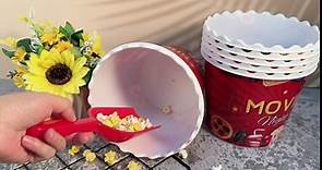 6 Pieces Plastic Popcorn Containers Reusable 75 oz Popcorn Bowl with Popcorn Scoop Retro Style Popcorn Boxes Red Popcorn Plastic Scoop Set for Movie Theater Night (Movie)