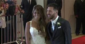 Lionel Messi marries childhood sweetheart Antonella Roccuzzo in Rosario