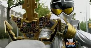 Super Megaforce - Super Mega Gold Transformation | Episode 9 Power of Six | Power Rangers Official