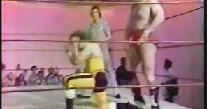 Ron Bass vs Pat Hutchenson (6-16-79) Classic Memphis Wrestling Squash Match