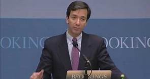 Luis Fortuño speaks at the Brookings Institute