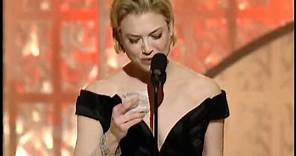 Renee Zellweger Wins Best Actress Motion Picture Musical Or Comedy - Golden Globes 2003
