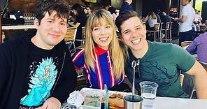 Jennette McCurdy Husband, Kids, Brothers, Mother, Father (Family Members)