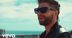 Chris Lane - Fishin' (Official Music Video)