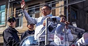 Outsider candidate Ko Wen-Je looks to tip the scales at Taiwan election
