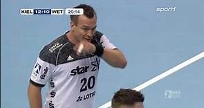 Christian Zeitz fools HSG Wetzlar