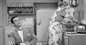 Watch I Love Lucy Season 1 Episode 7: I Love Lucy - The Séance – Full show on Paramount Plus
