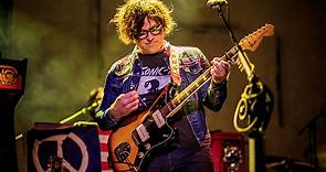 Watch Ryan Adams Cover Oasis' 'Morning Glory,' 'Supersonic'