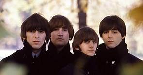 Además de Paul McCartney, ¿cuáles son los nombres de los integrantes de The Beatles?