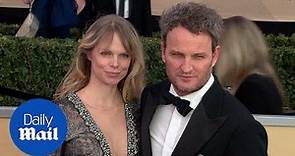 Jason Clarke & Cécile Breccia married & pregnant at the SAGs - Daily Mail