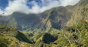 Iao Valley State Park - Maui Hawaii