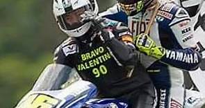 È morto... - Valentino Rossi la Leggenda del motociclismo