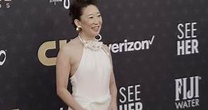 Sandra Oh stuns as she arrives at the 29th Critics Choice Awards
