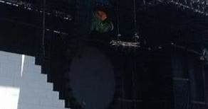 Un día como hoy 28 de abril del 2012, Roger Waters interpretaría en un muro de 155 metros de largo, "The Wall" en el Foro sol de la CDMX. #PinkFloyd #RogerWaters #Conciertos #TheWall #ClassicAlbums #ElLadoFloydianoDeLaLuna | El "Pink Side Of The Moon"