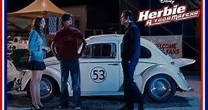 Herbie: A Toda Marcha (Herbie Fully Loaded) - Kevin y el collar de Maggie (2005)
