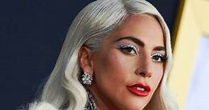 Biografía RESUMIDA de Lady Gaga - ¡VIDA y FILMOGRAFÍA!