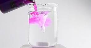 Video experimento: Reacción química con cambio de color