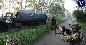La secuencia completa de una emboscada de soldados chechenos a un camión ruso