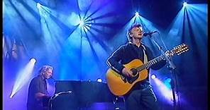 Finn Brothers - Won't Give In (Live on Rove) 2004