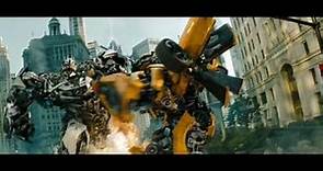 Transformers: Dark of the Moon - Clip (17/19) Bumblebee vs. Soundwave