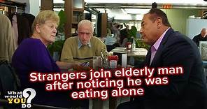 Strangers join elderly man after noticing he was eating alone | WWYD