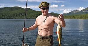 Vladimir Putin photographed shirtless, again, in Siberia