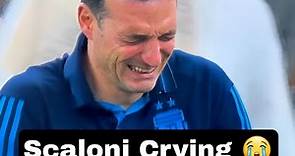 Lionel scaloni crying after Argentina Winning The World Cup Final