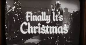 HANSON - Finally It's Christmas (Official Music Video)