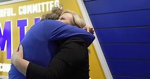 Holly Rowe surprises Pitt player returning from cancer