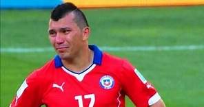 GARY MEDEL llora desconsolado tras eliminación de Chile GRANDE GARY