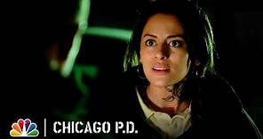 Voight Tells His CI to Get Information Without Burning Herself | NBC’s Chicago PD