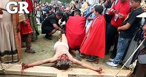 Escenifican crucifixión en Iztapalapa