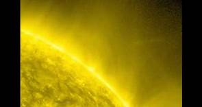 Comet Lovejoy Survives Close Encounter with Sun