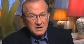 Larry Gelbart on "The Interview" episode on "M.A.S.H" - EMMYTVLEGENDS.ORG