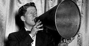 Rudy Vallee - The One In The World (1929)