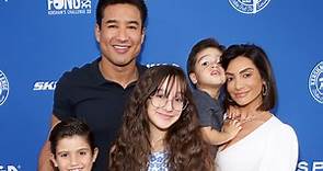 How many kids does Mario Lopez have?