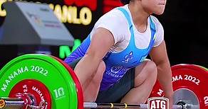 Zulfiya Chinshanlo (55kg 🇰🇿) snatching 95kg / 209lbs at Asian championships 2022! #snatch #weightlifting #olympicweightlifting #slowmotion #olympiclifting