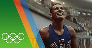 Billy Mills' 10,000m gold at Tokyo 1964 | Epic Olympic Moments
