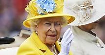 This Is Why Queen Elizabeth Always Wears Gloves