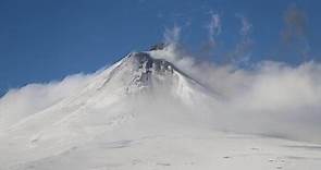 阿拉斯加火山爆發 灰燼噴高空恐危及飛安