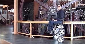 老外发明电动轮椅iBot，内置陀螺仪，能爬楼梯还能直立！