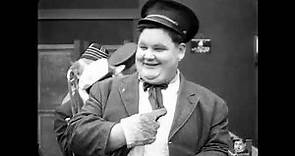Oliver Hardy - THE SERENADE (Laurel & Hardy)