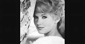 Connie Stevens sings Now that you´re gone, 1960