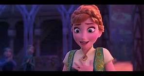Frozen Fever | El pueblo sorprende a Anna | Disney Junior España