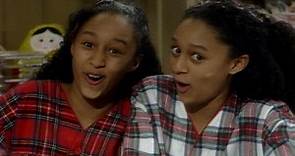 Watch Sister, Sister Season 1 Episode 1: Sister, Sister - The Meeting – Full show on Paramount Plus