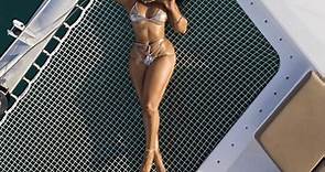 Ashanti rocks a metallic bikini to celebrate turning 40