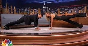 Gisele Bündchen Shows Jimmy Planking Exercises